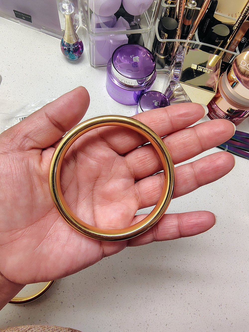 18k Gold Resin filled Milor Italy Hoop Bangle Bracelet - Women Accessories